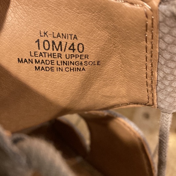 Lucky Brand Lanita Feather Gray Open Toe Block Heel Leather Sandals NWOB - Picture 9 of 11